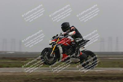 media/Nov-30-2025-TrackDaz (Sun) [[d8b22663df]]/A Group/Session 4 (Wheelie Bump)/